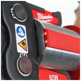 Pressatrice idraulica Brushless FORCE LOGIC™ Milwaukee M18 BLHPT-202C TH-SET2 - 4933478071 4933478071 2